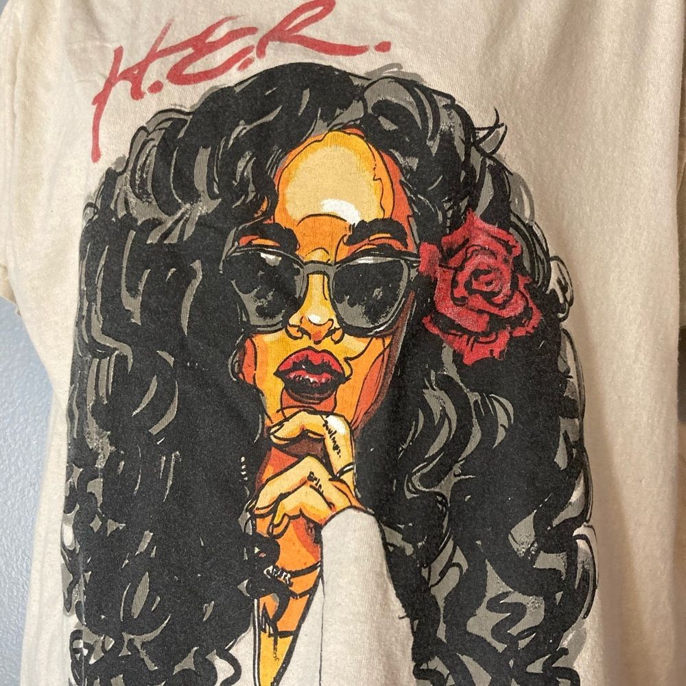 H.E.R. Tan Graphic Tshirt - Picture 3 of 5